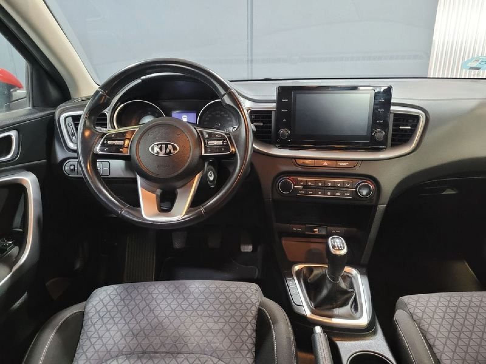 KIA XCEED 1.0 T-GDi 120cv Drive 15