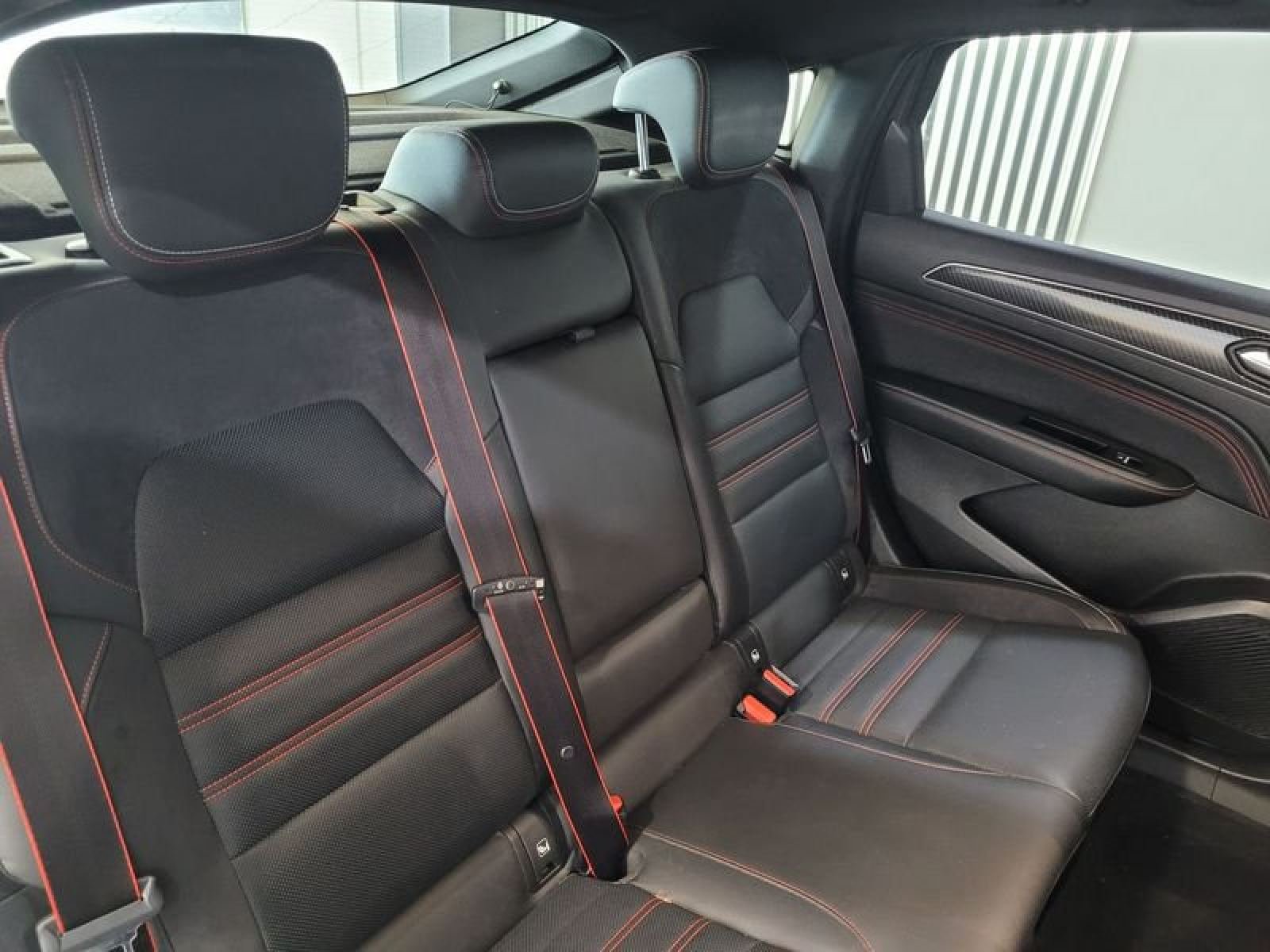 RENAULT ARKANA 1.3 TCe 140cv EDC Microhíbrido RS Line 10