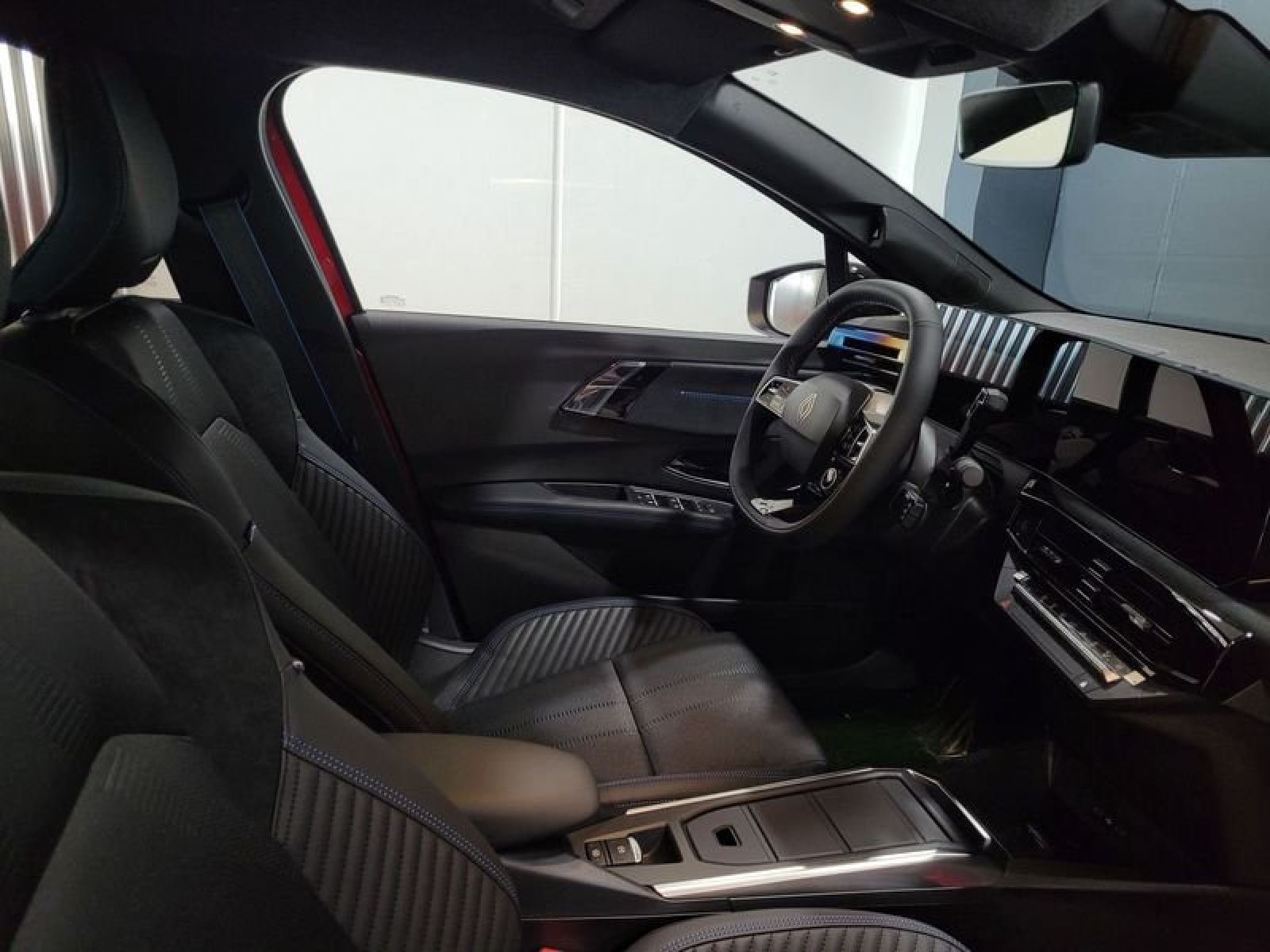 RENAULT CLIO full hybrid E-Tech 117kW (160CV) esprit Alpine 12