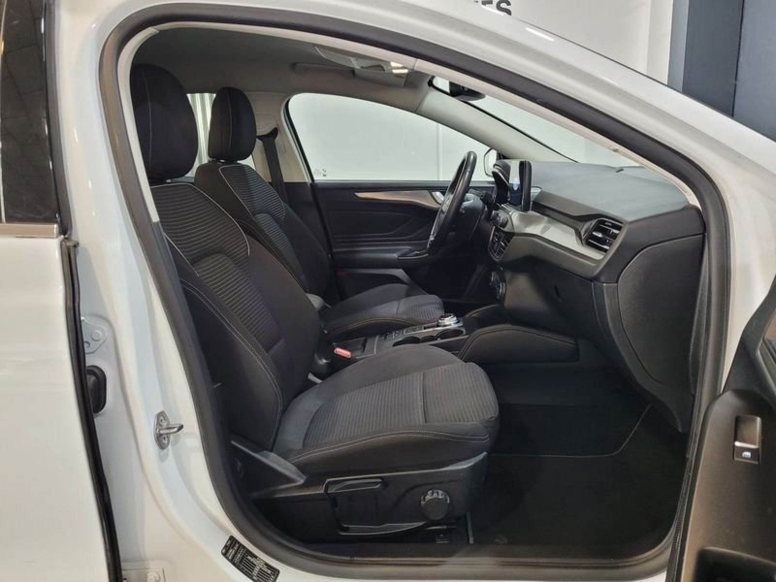 FORD FOCUS 1.5 Ecoblue 120cv Auto Titanium 9 