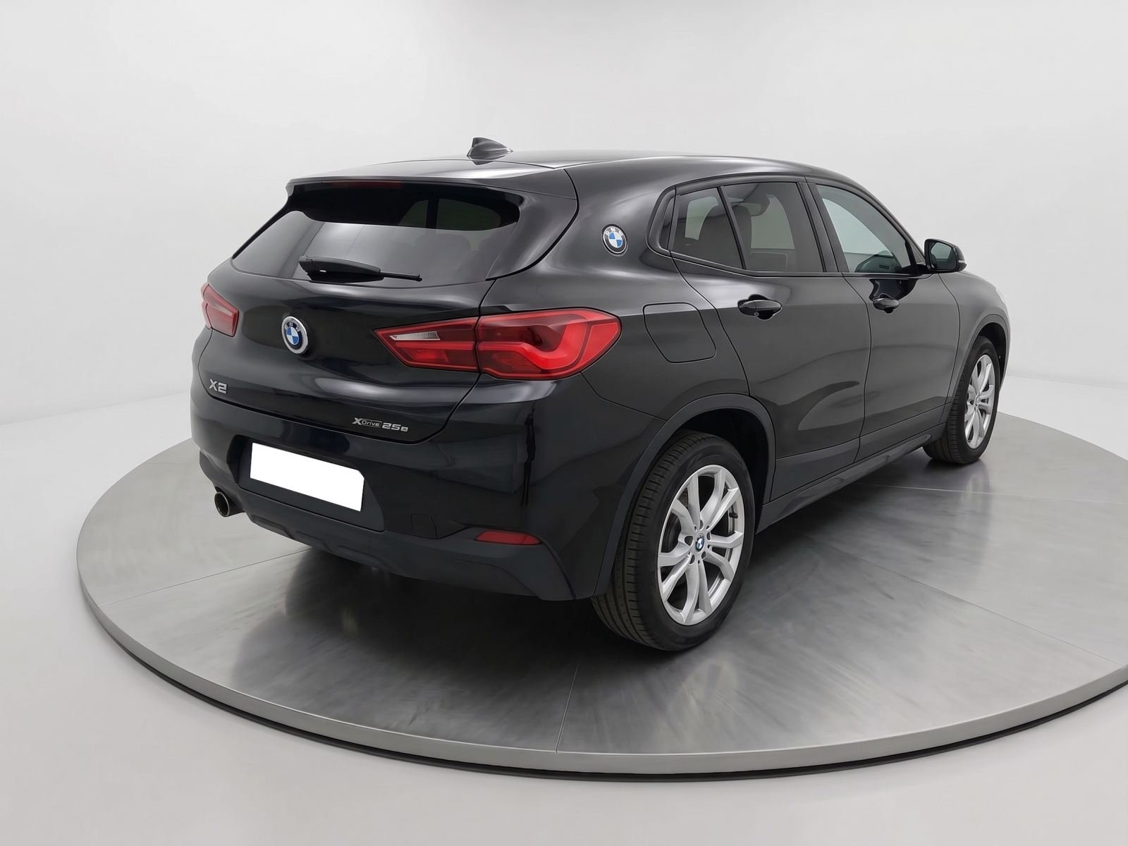BMW X2 xDrive 25e 1.5 220CV AT8 Paq Executive 3