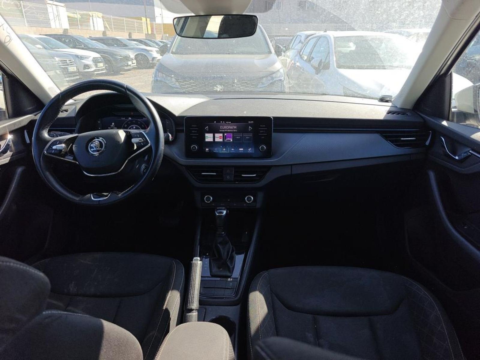 SKODA KAMIQ 1.0 TSI 81kW (110CV) DSG Ambition (CX) 3