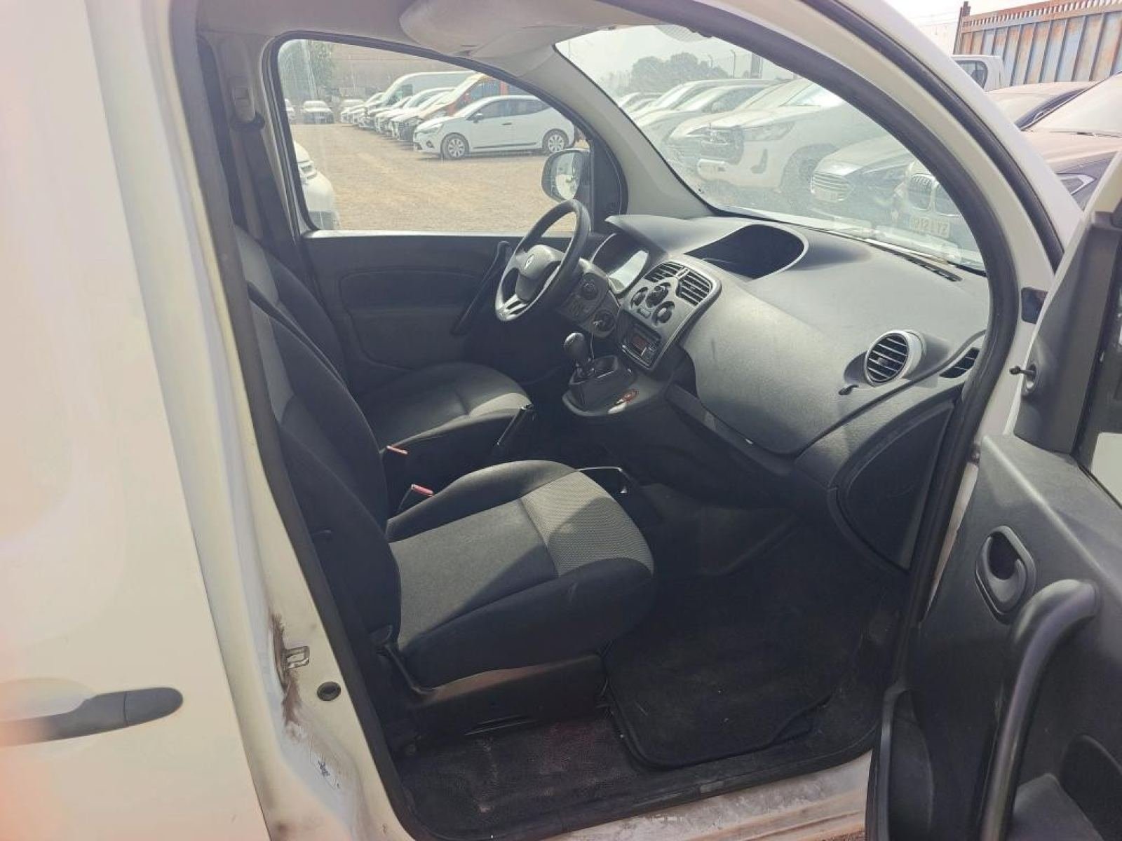 RENAULT KANGOO FURGON Profesional Blue dCi 59 kW (80CV) 7