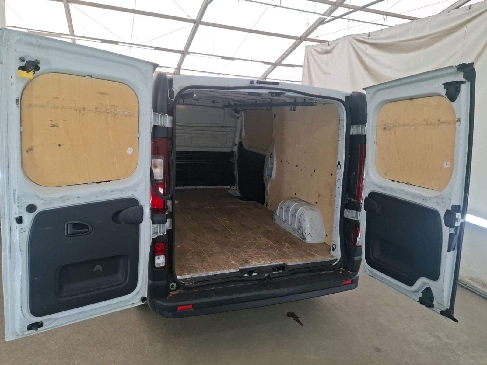 RENAULT TRAFIC Furgón 29 L2H1 dCi 70kW (95CV) 8