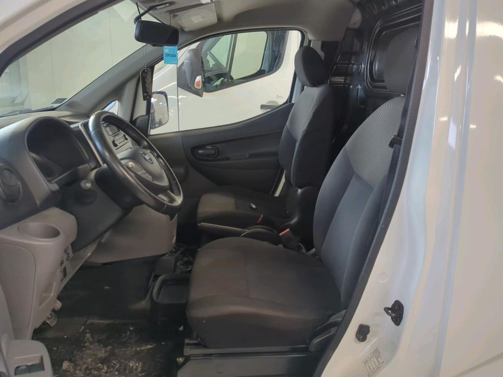 NISSAN E-NV200 Furgón 4p 40 kWh PROFESIONAL Mam 6