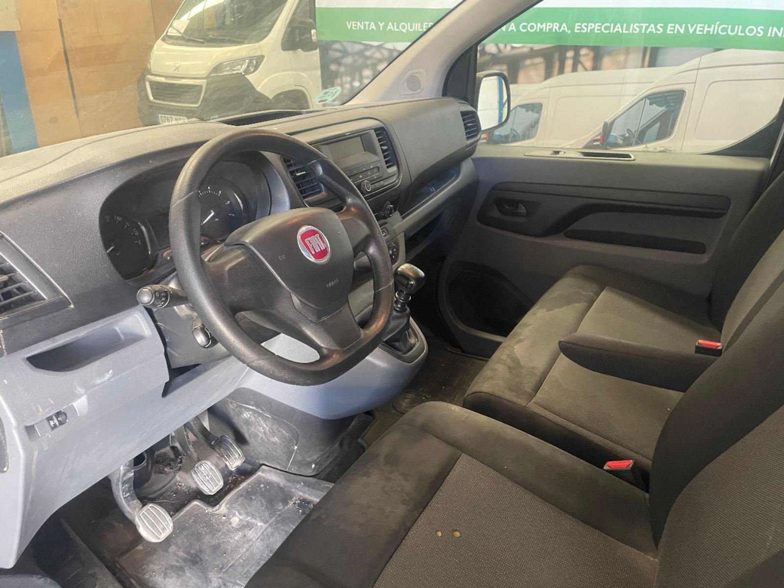 FIAT SCUDO Furgón L2 100cv MT6 Business 10