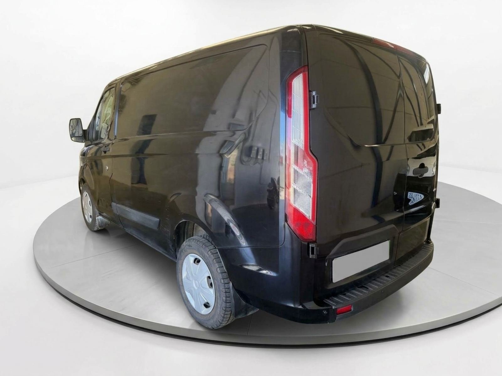 FORD TRANSIT CUSTOM 340 L1 Van Trend Plug-in Hybrid Auto. 6 