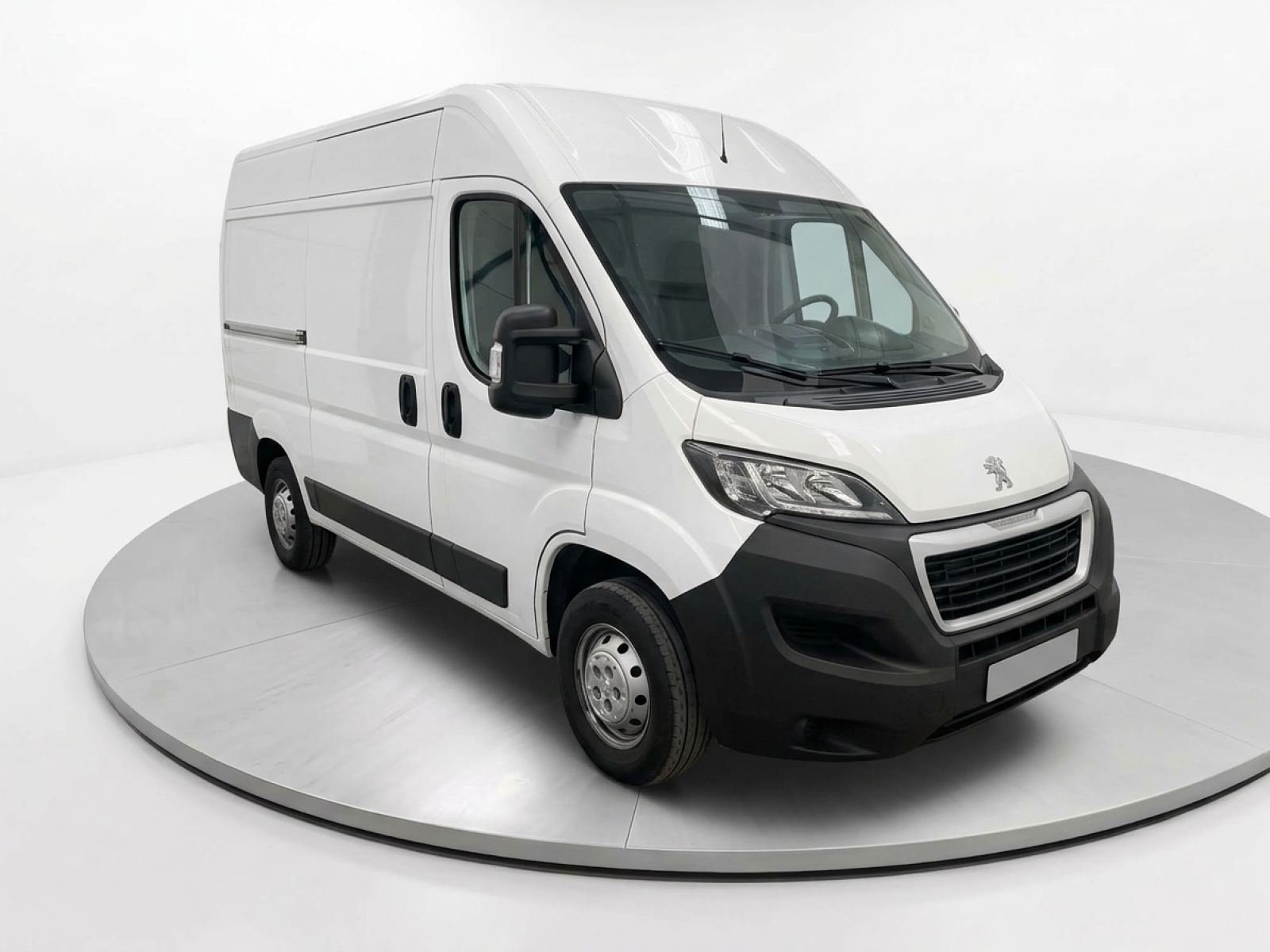 PEUGEOT BOXER Fg 330 L1H2 2.2 BlueHDi S&S 120CV Premium 2