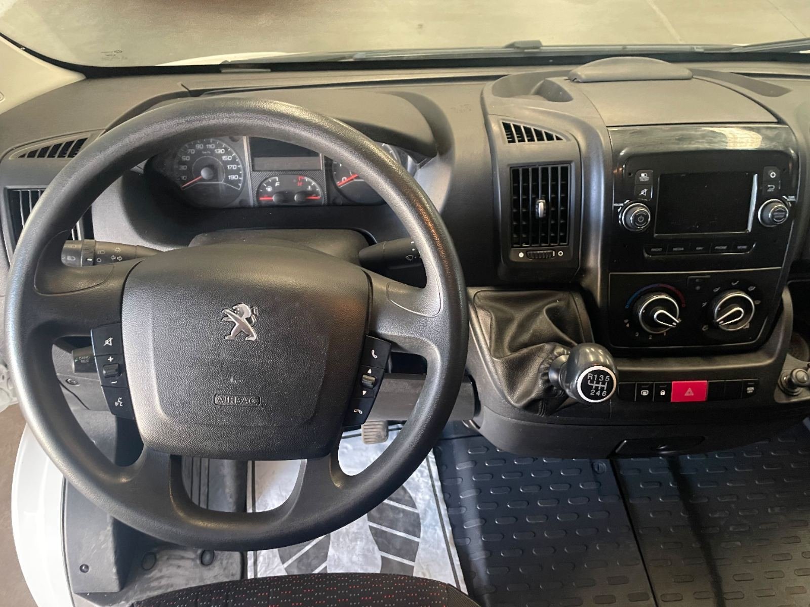 PEUGEOT BOXER Fg 330 L1H2 2.2 BlueHDi S&S 120CV Premium 13