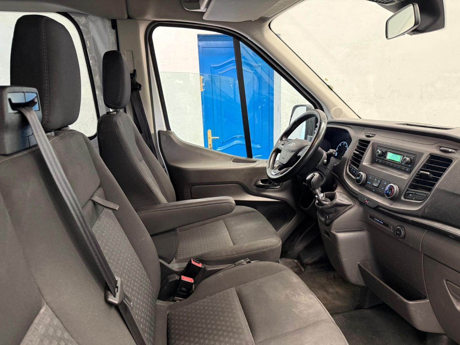 FORD TRANSIT 310 96kW L3H2 Van Trend Delantera 10