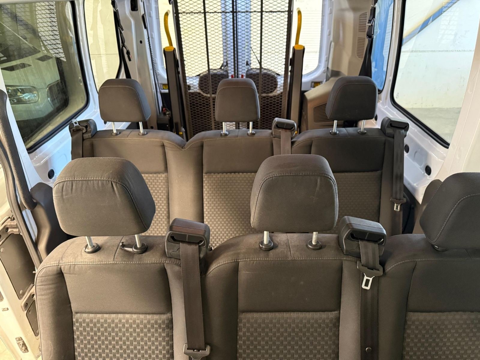 FORD TRANSIT 310 96kW L3H2 Van Trend Delantera 26