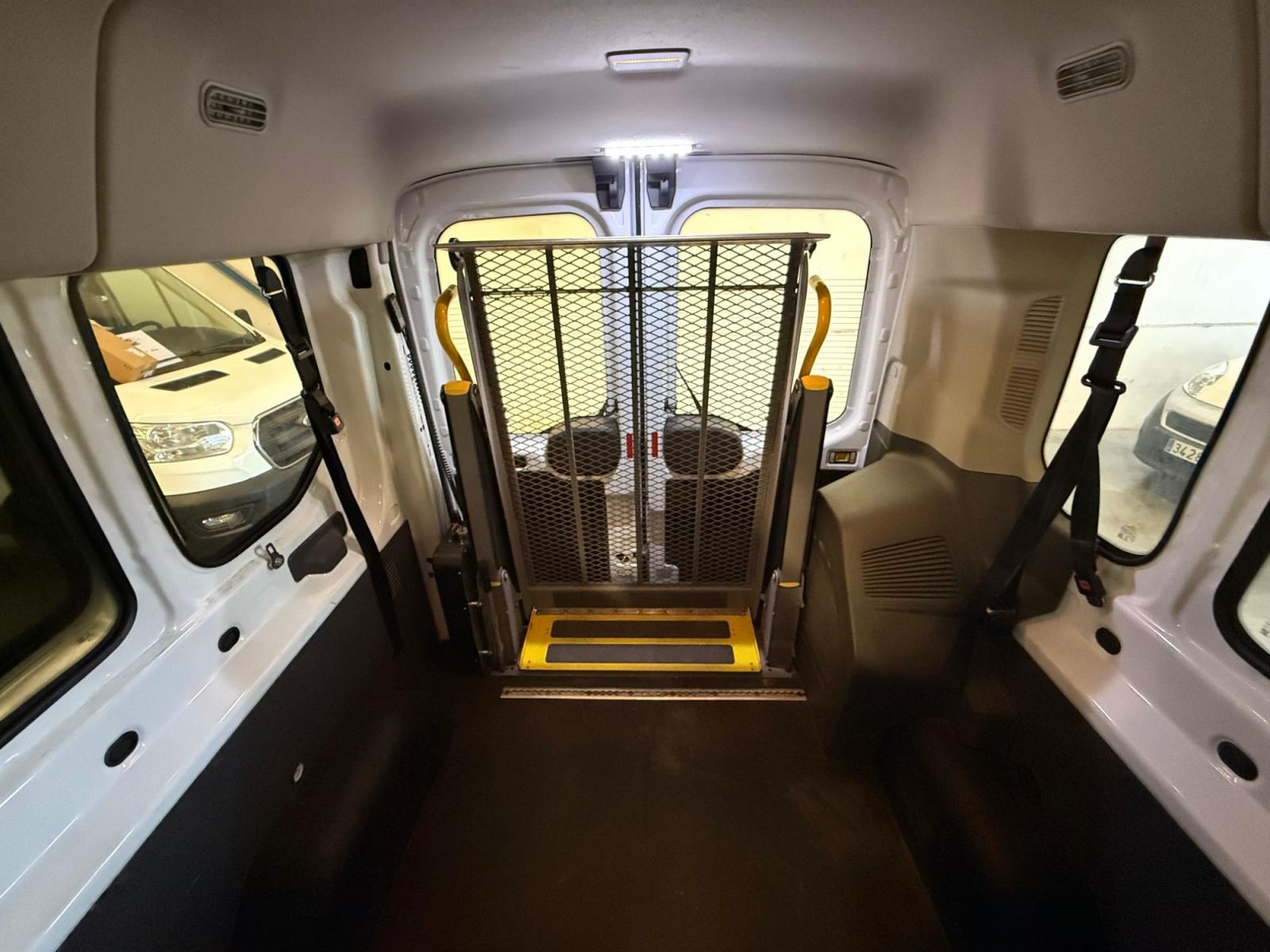FORD TRANSIT 310 96kW L3H2 Van Trend Delantera 42