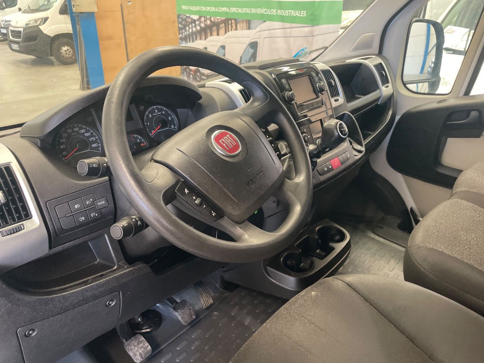 FIAT DUCATO Furgón 35 Medio 100kW (140CV) Nat. Power 13