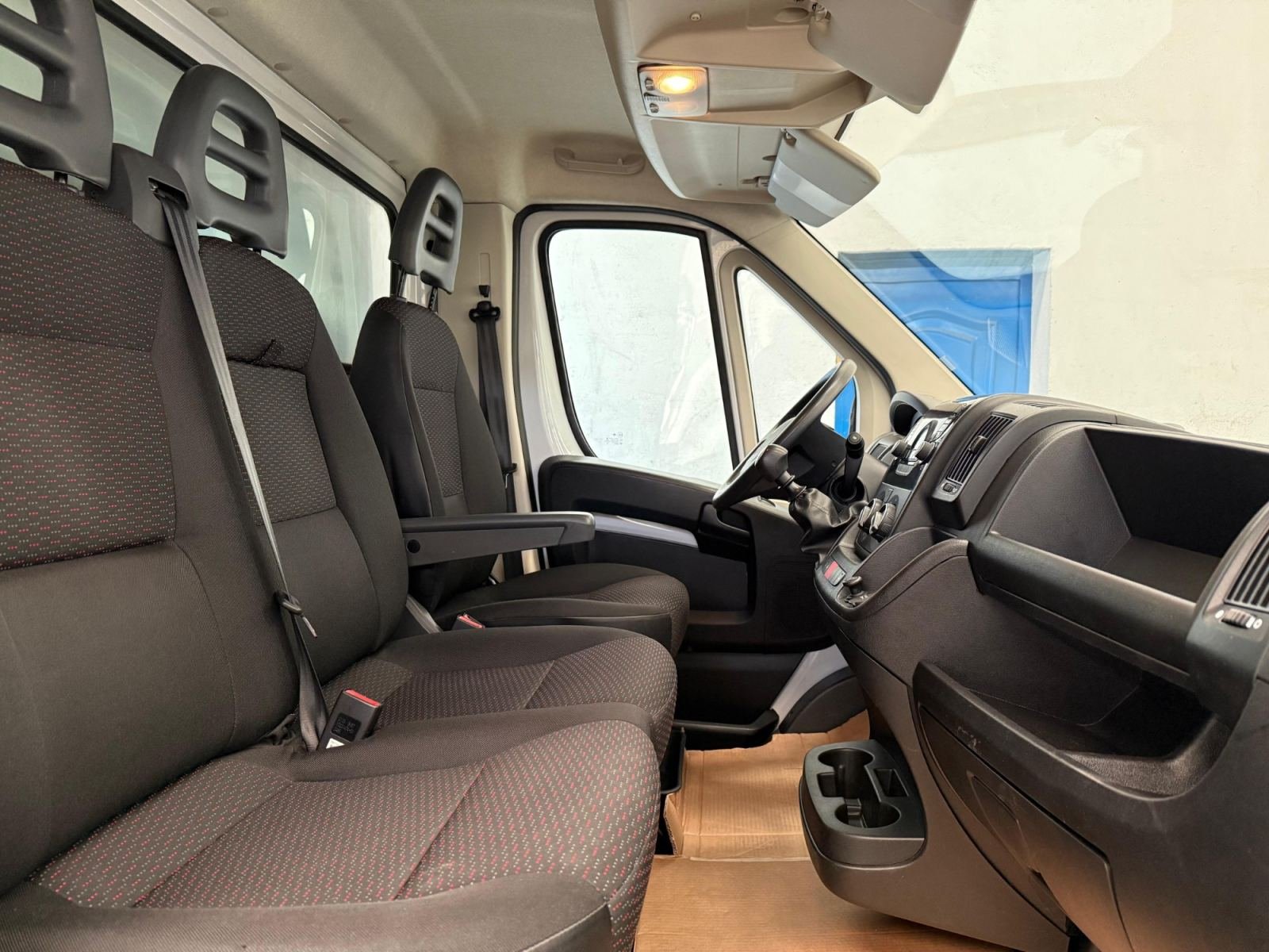 PEUGEOT BOXER 335 L2 BHDI 103kW (140CV) S&S 6 Vel. MAN 12