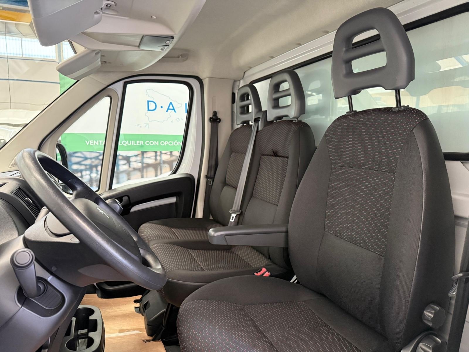 PEUGEOT BOXER 335 L2 BHDI 103kW (140CV) S&S 6 Vel. MAN 15
