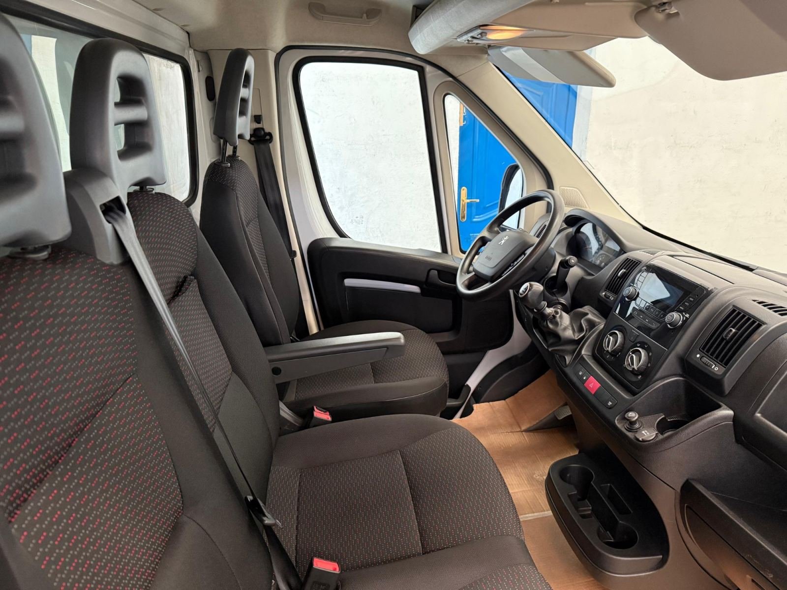 PEUGEOT BOXER 335 L2 BHDI 103kW (140CV) S&S 6 Vel. MAN 16