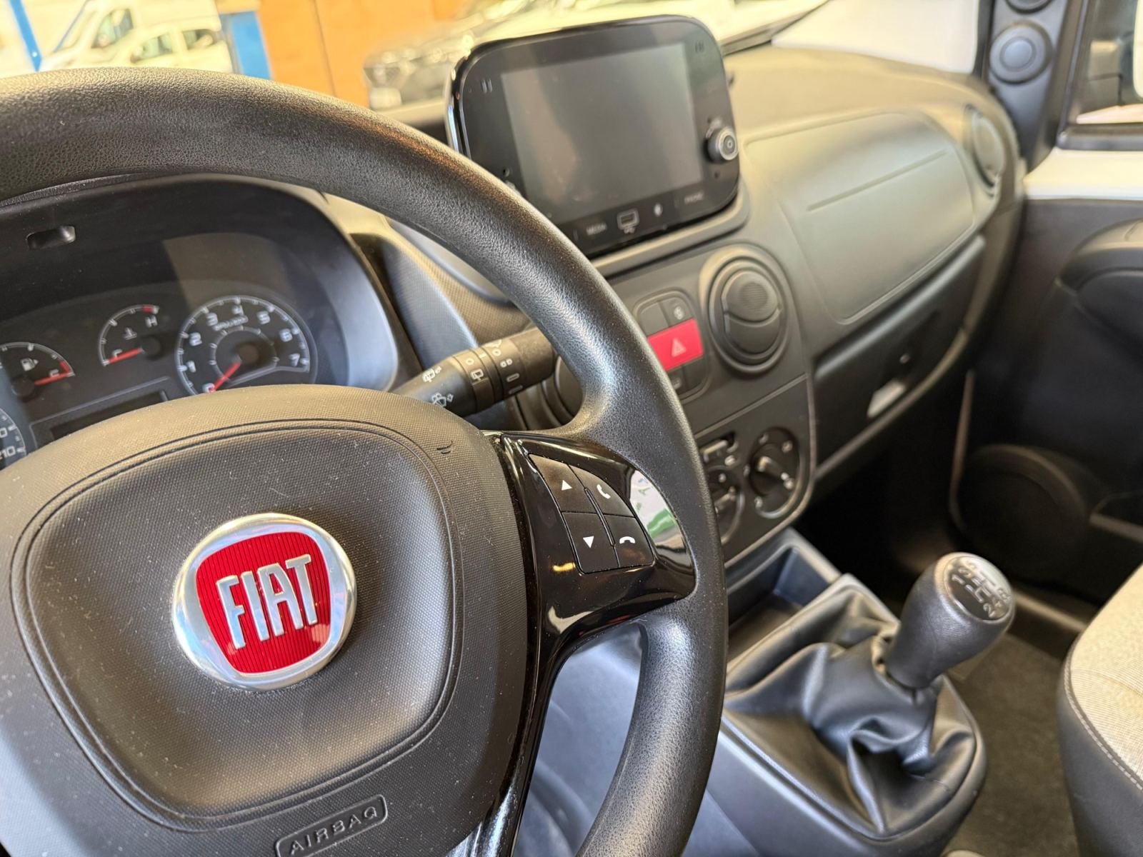 FIAT FIORINO Combi SX 1.3 MJet 80 CV M1 5 plazas E6 10