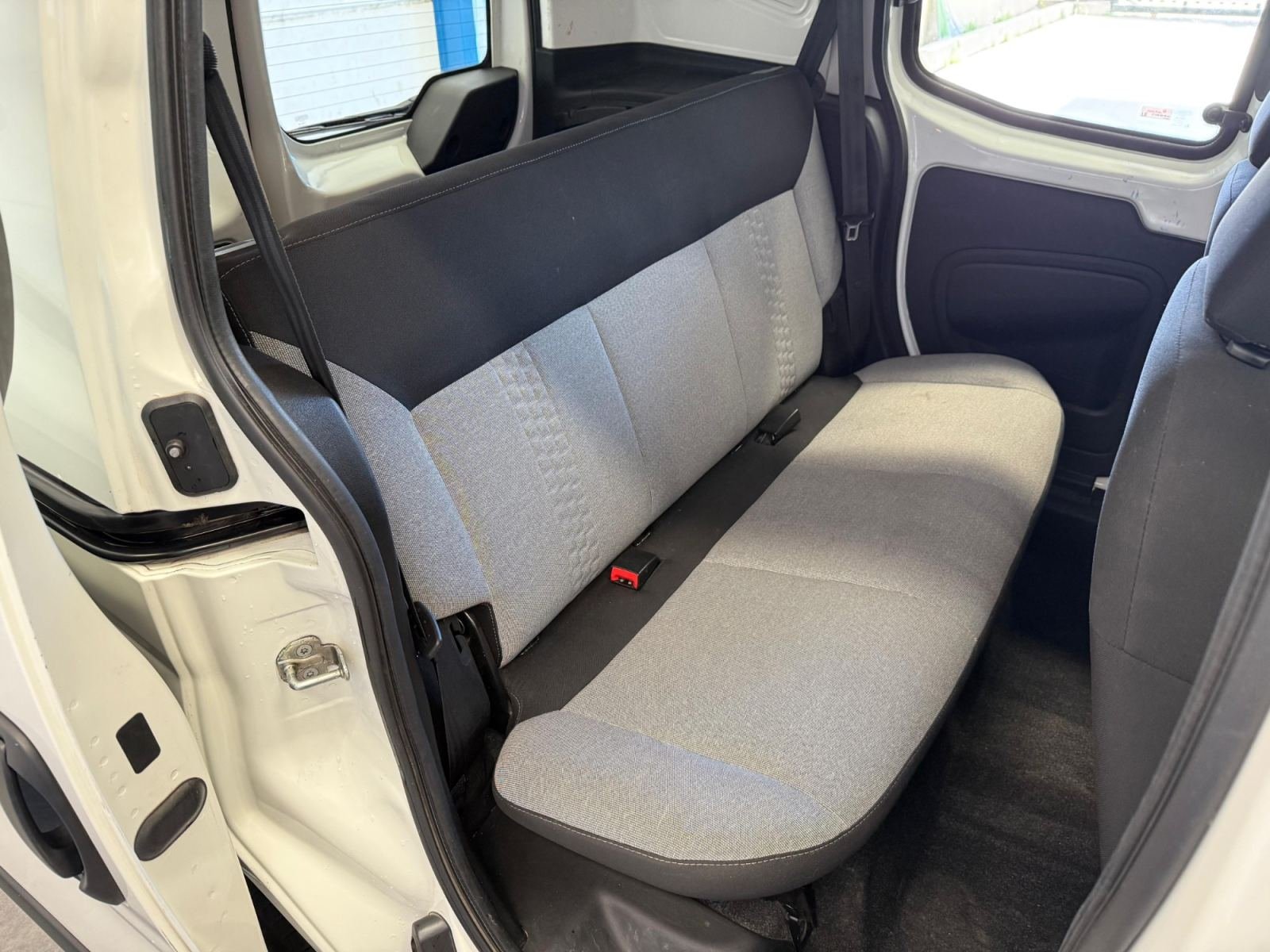 FIAT FIORINO Combi SX 1.3 MJet 80 CV M1 5 plazas E6 23