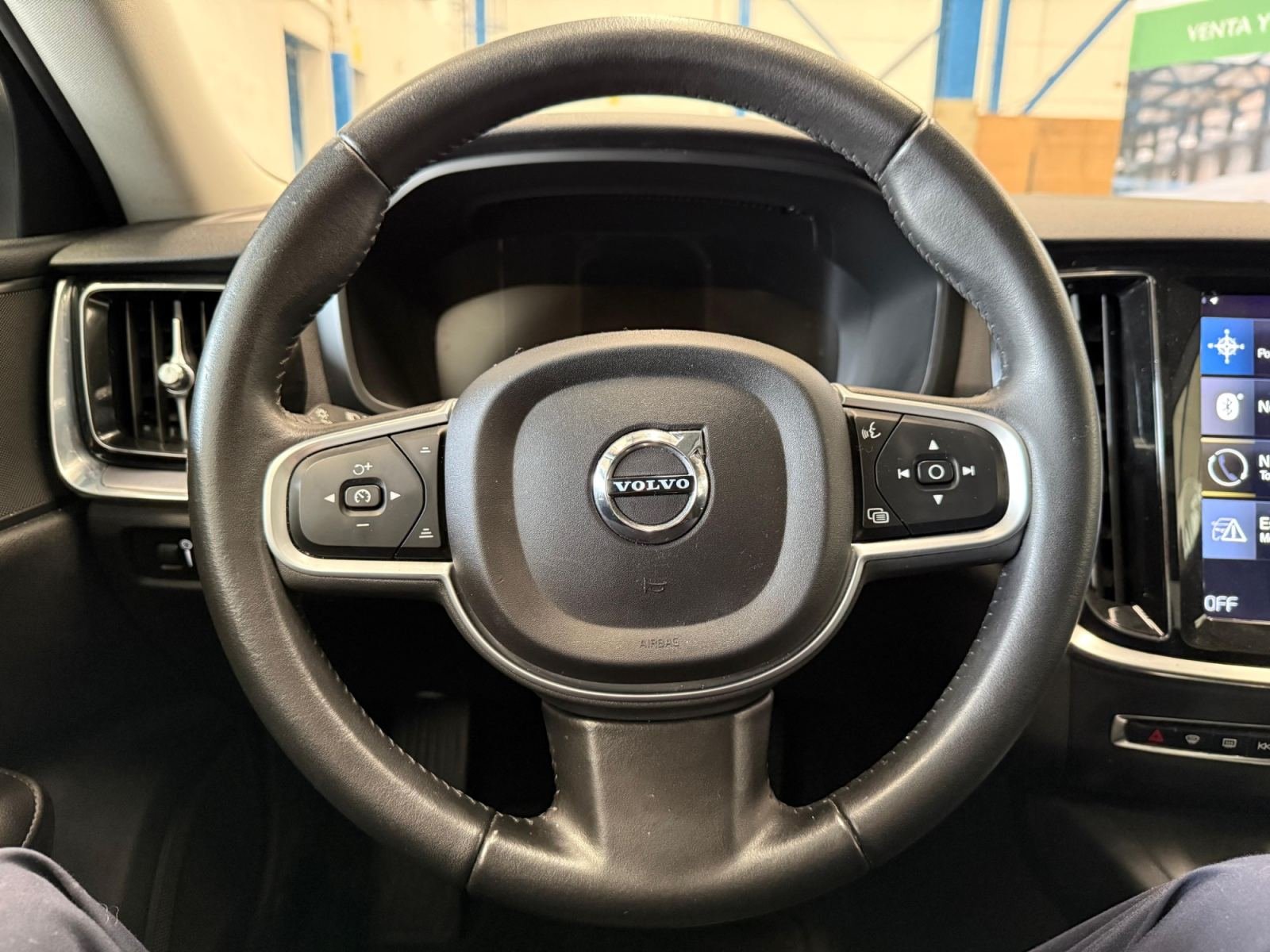 VOLVO S60 B4(G) FWD Momentum Pro aut 13