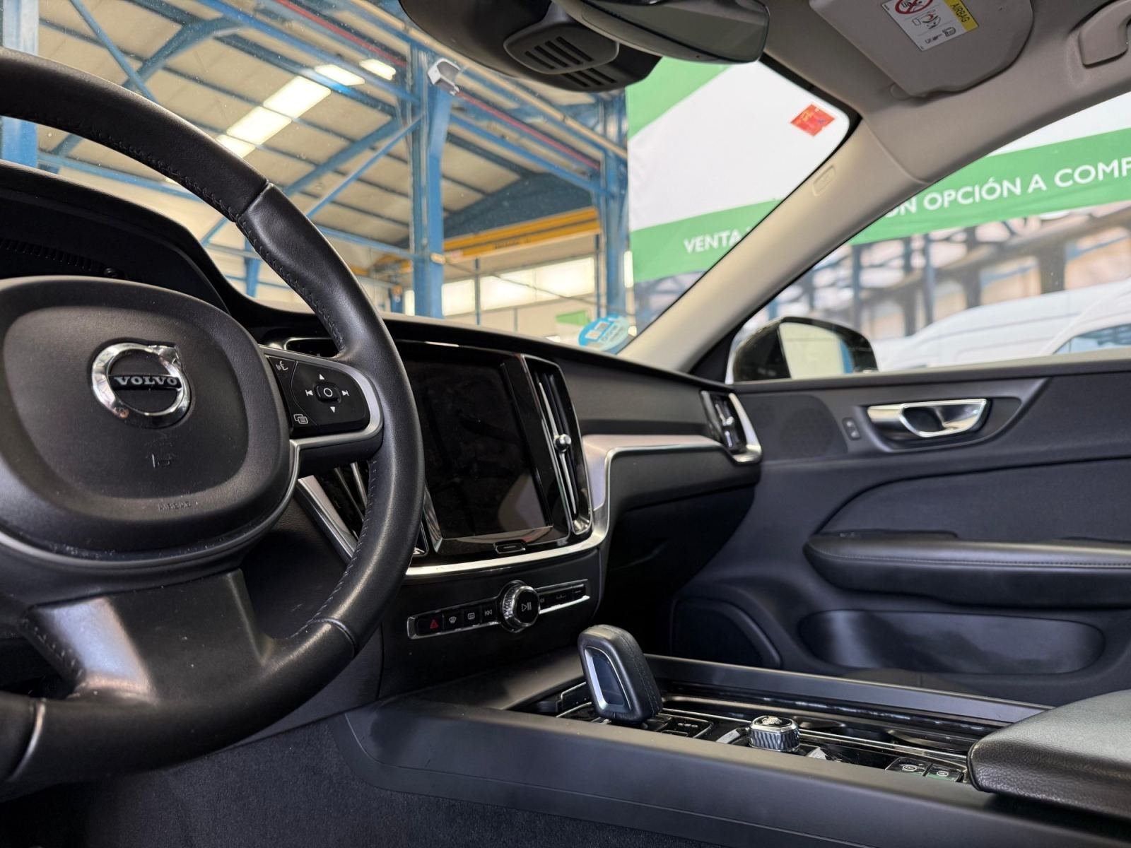 VOLVO S60 B4(G) FWD Momentum Pro aut 15