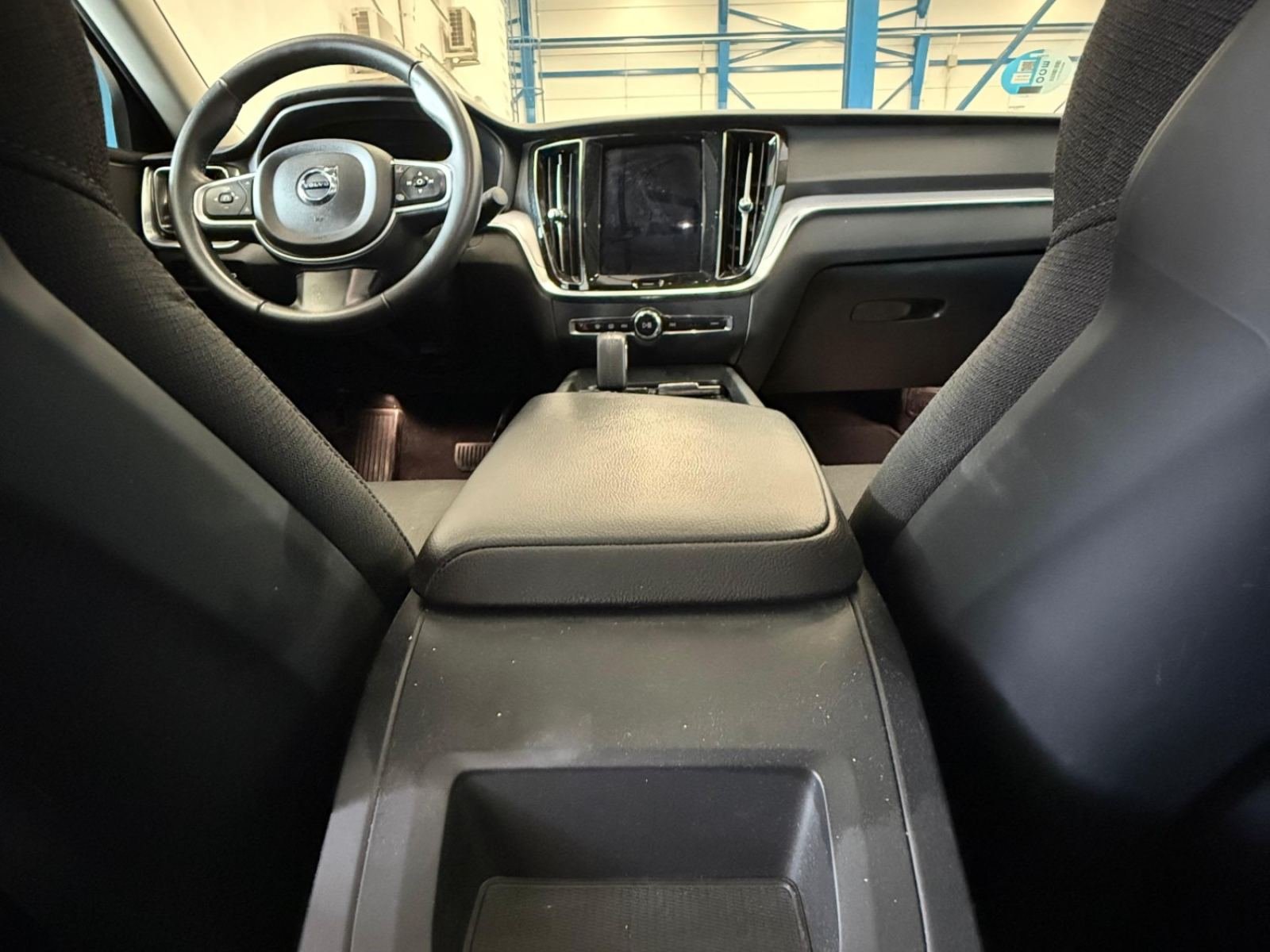 VOLVO S60 B4(G) FWD Momentum Pro aut 22
