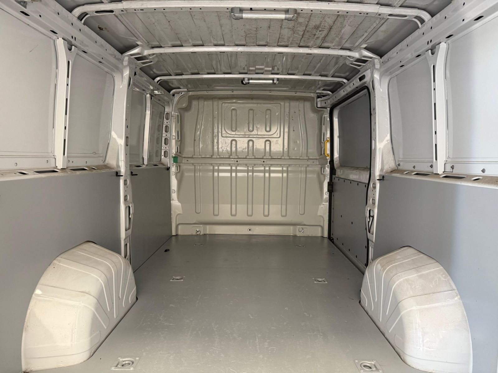 FIAT DUCATO 35 L2H1 Nat.Pow(100kW) EU6 D-temp GNC 22 