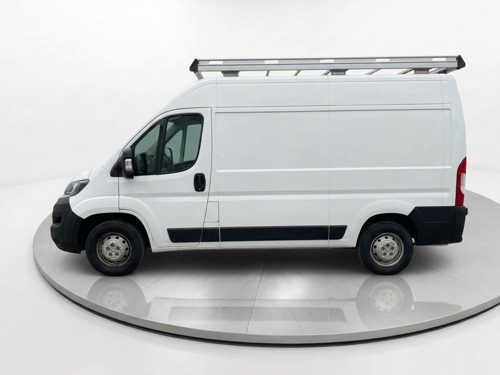 PEUGEOT BOXER 333 L2 H1 BHDI 88kW (120CV) S&S 6 Vel. M 3