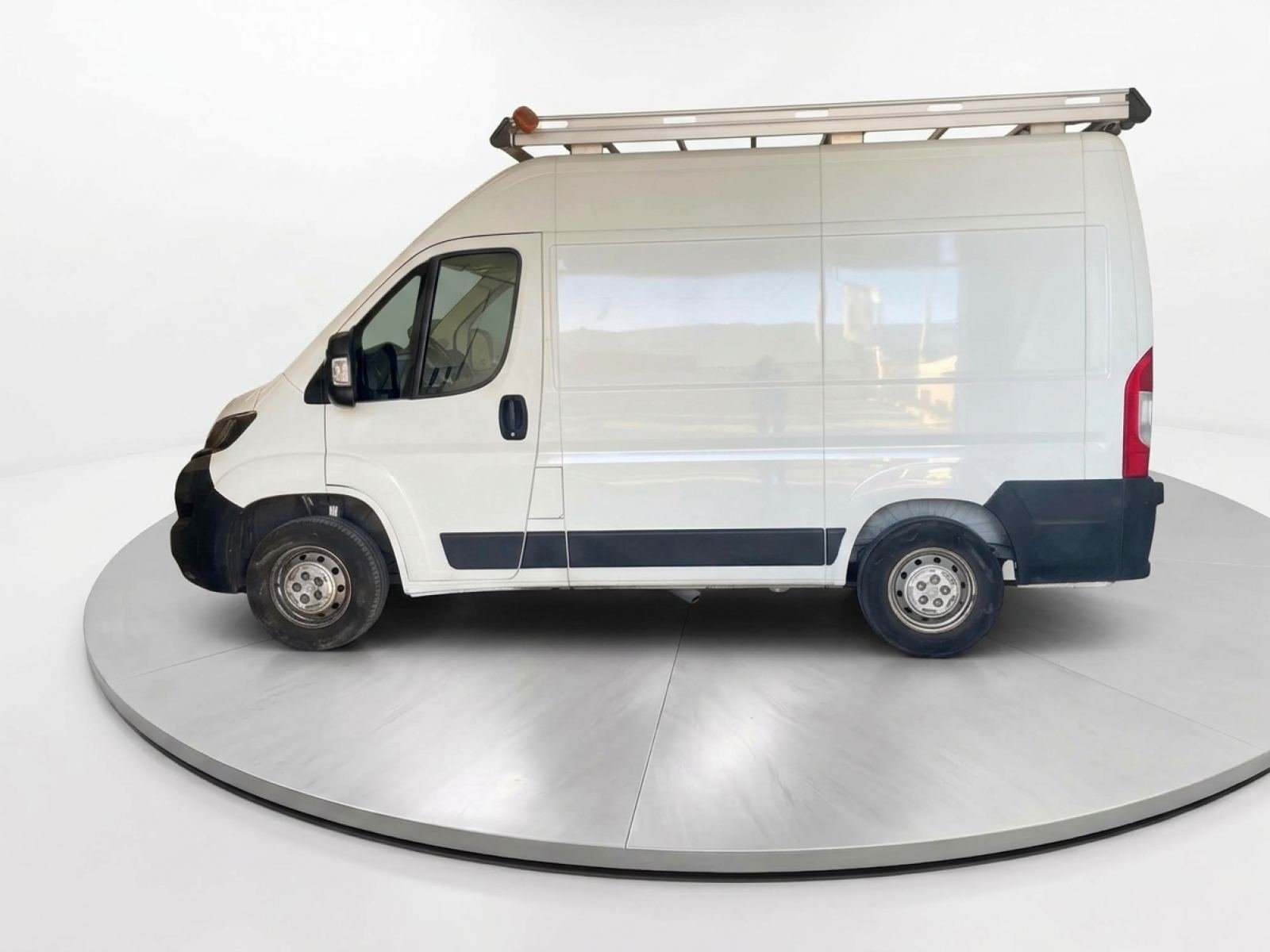 PEUGEOT BOXER 333 L2 H1 BHDI 88kW (120CV) S&S 6 Vel. M 8