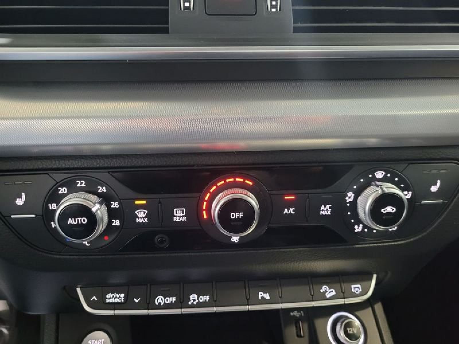 AUDI Q5 35 TDI 163cv S tronic 21