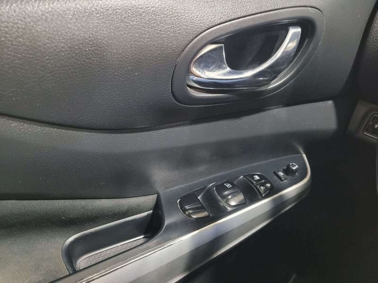 NISSAN NAVARA 2.3dCi 190cv N-Connecta 13