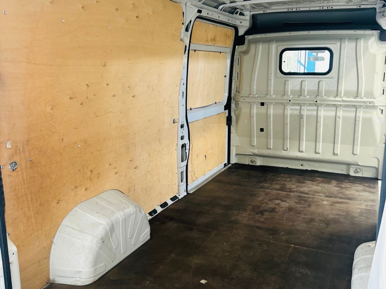 Fiat Ducato 33 Medio Techo Alto 2.0 Mjet - foto 17