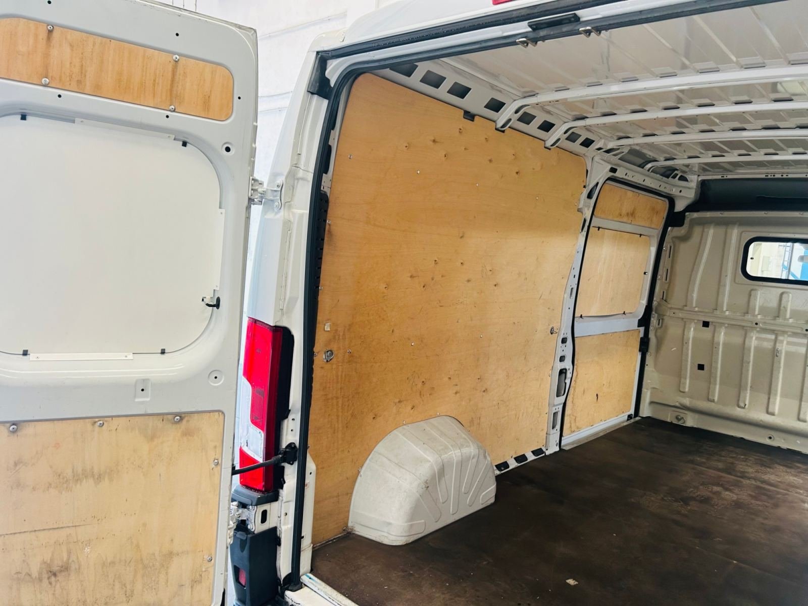 Fiat Ducato 33 Medio Techo Alto 2.0 Mjet - foto 18