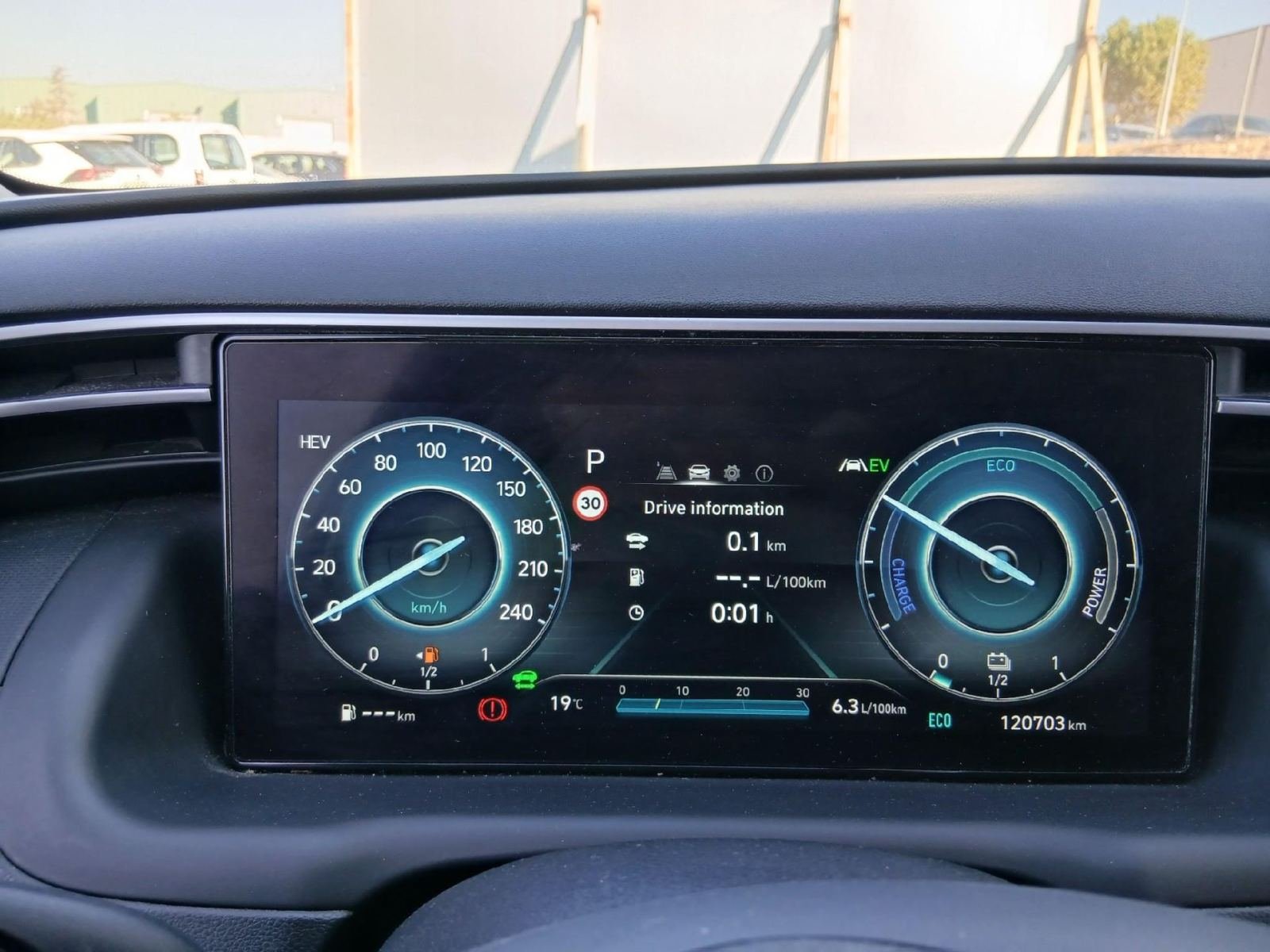 HYUNDAI TUCSON 1.6 TGDI PHEV 195kW Maxx Auto 4X4 3