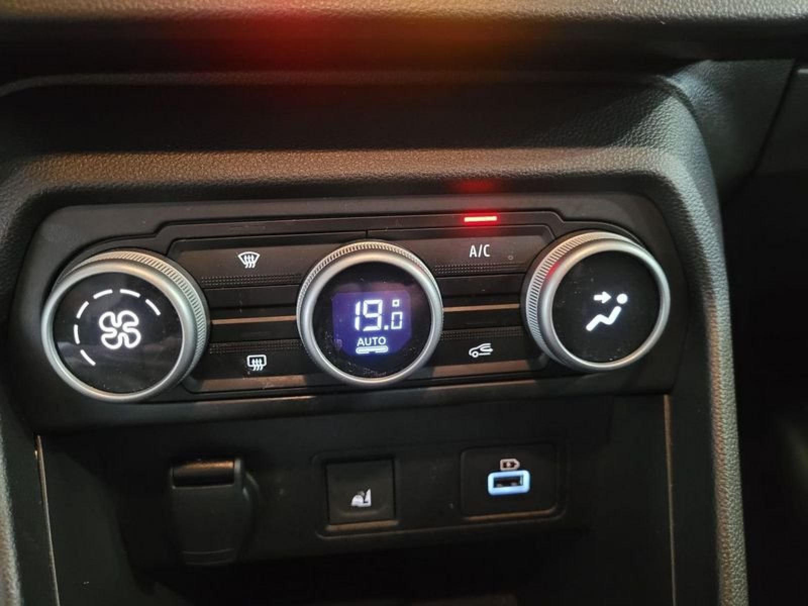 DACIA JOGGER Hybrid 140cv S.L. Extreme 7 plazas 17 