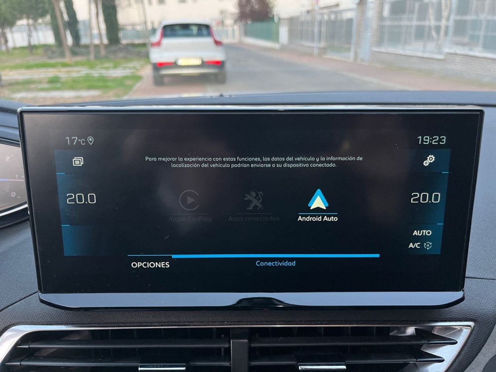 PEUGEOT 3008 1.5 BlueHDi 96kW S&S GT EAT8 17