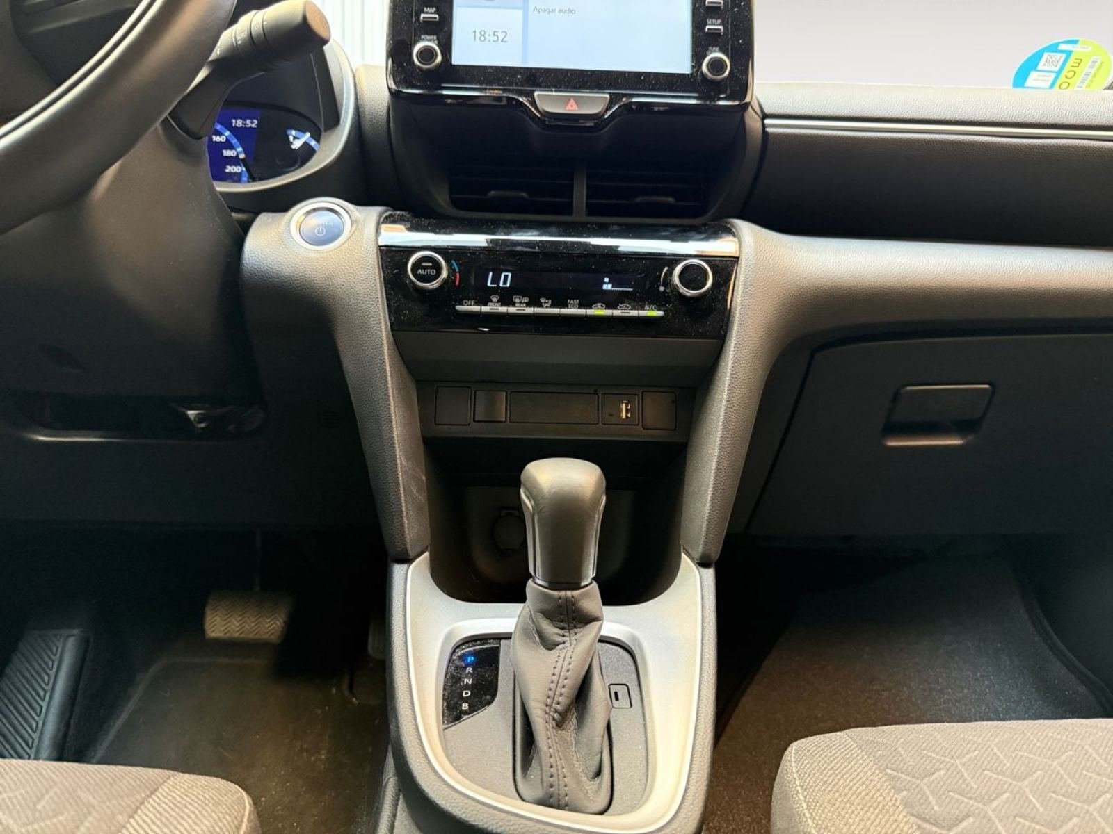 TOYOTA YARIS CROSS 1.5 120H Active Tech 10 