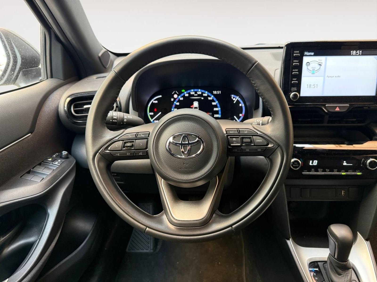 TOYOTA YARIS CROSS 1.5 120H Active Tech 11 