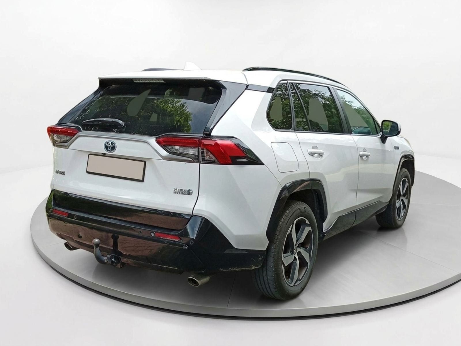 TOYOTA RAV4 2.5l PLUG-IN 300PH (e-CVT) Advance 6
