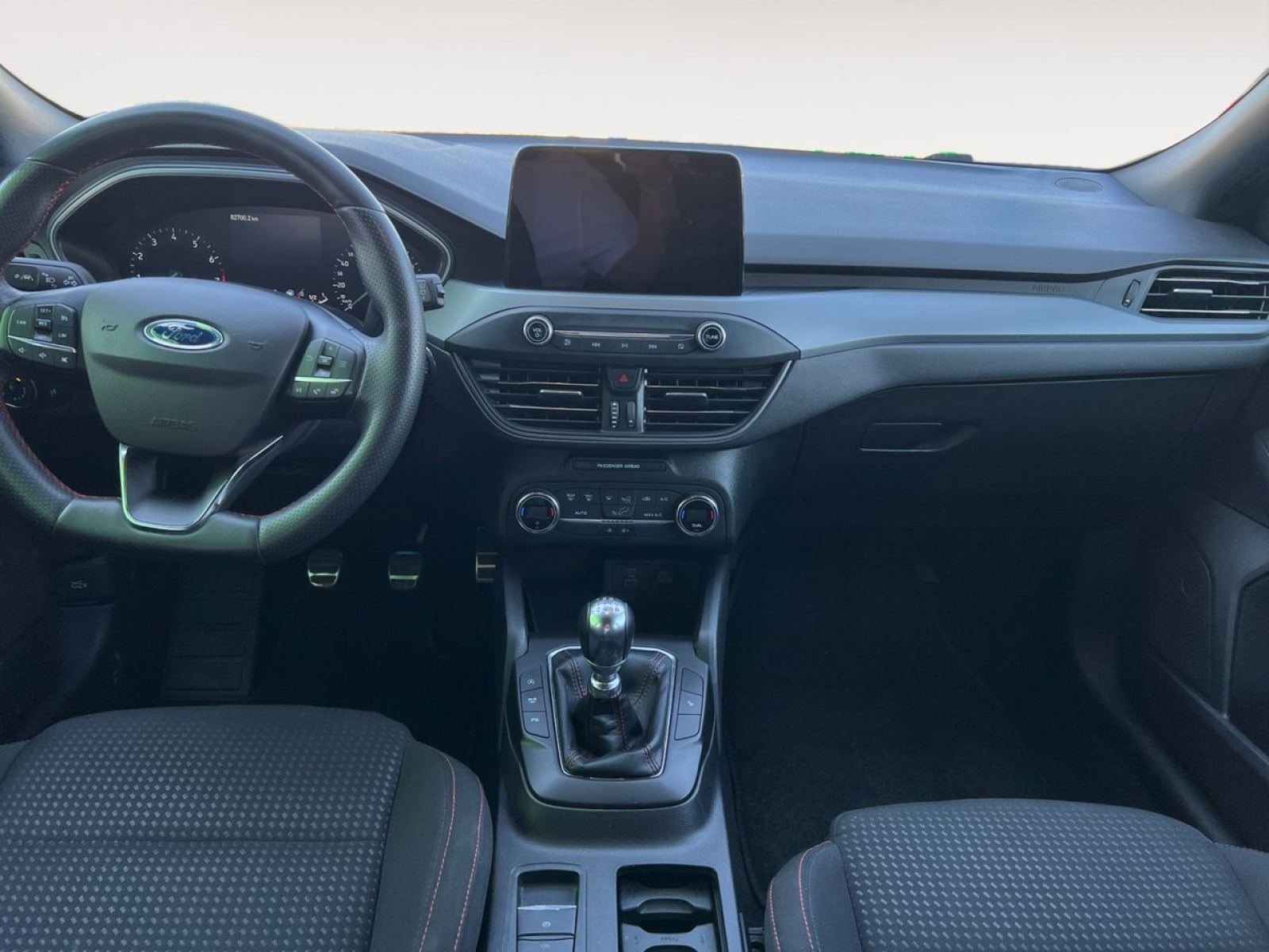 FORD FOCUS 1.0 Ecoboost MHEV 92kW ST-Line 9 