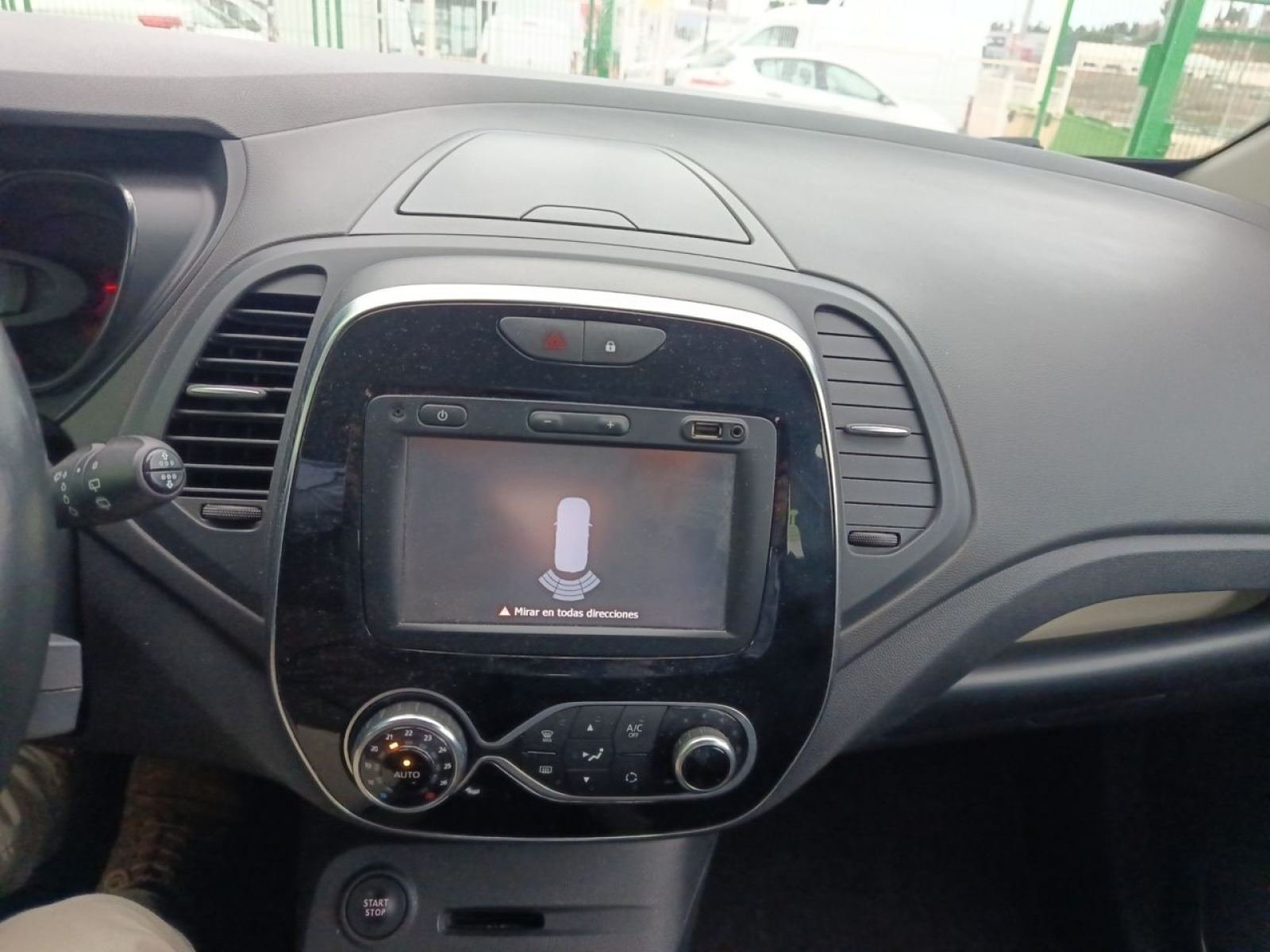RENAULT CAPTUR Zen TCe 66kW (90CV) GPF 15