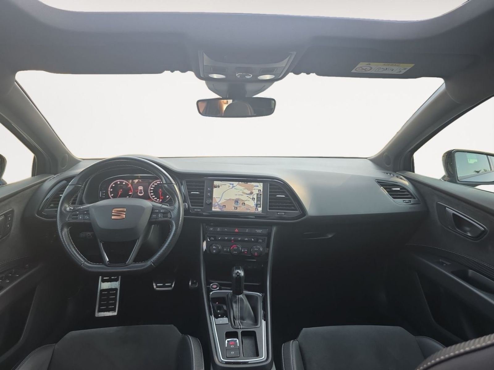 SEAT LEON 2.0 TSI 213kW DSG-7 Cupra Black Carbon 9 