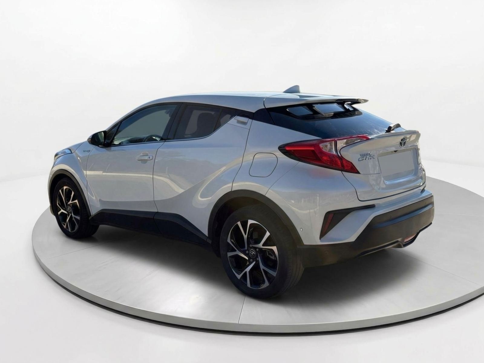TOYOTA C-HR 1.8 125H Advance 9