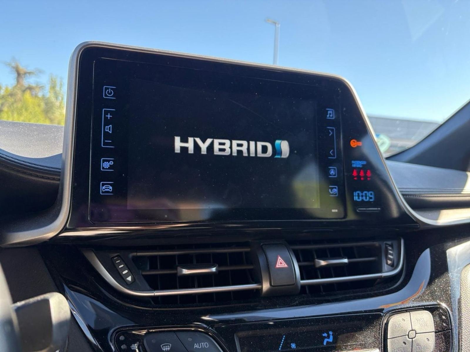 TOYOTA C-HR 1.8 125H Advance 16