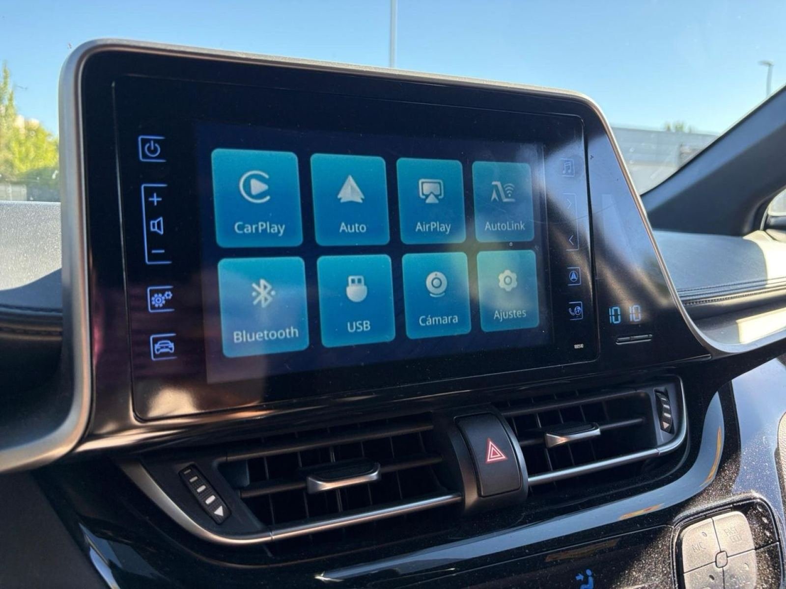 TOYOTA C-HR 1.8 125H Advance 19