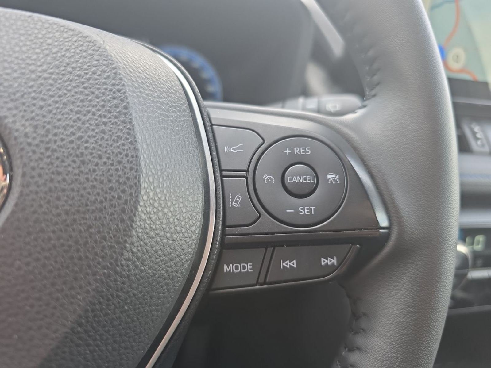 TOYOTA RAV4 220H e-CVT 4x2 Style 16