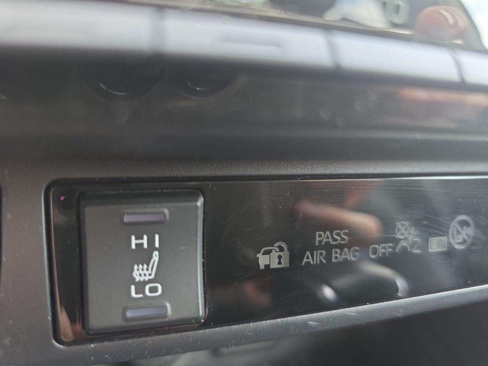 TOYOTA RAV4 220H e-CVT 4x2 Style 21