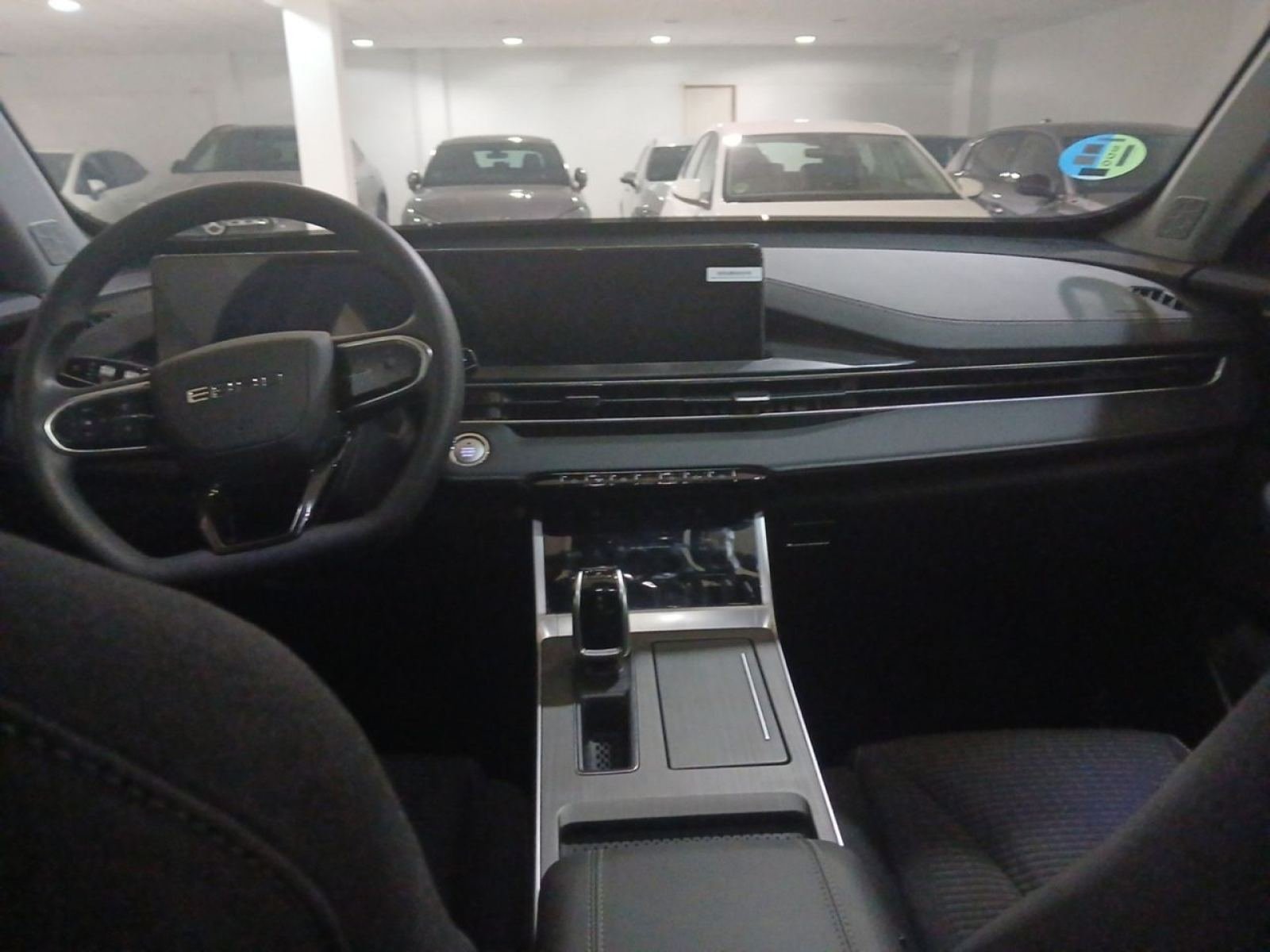 EBRO S400 1.5 DHE HEV Premium CVT 18 
