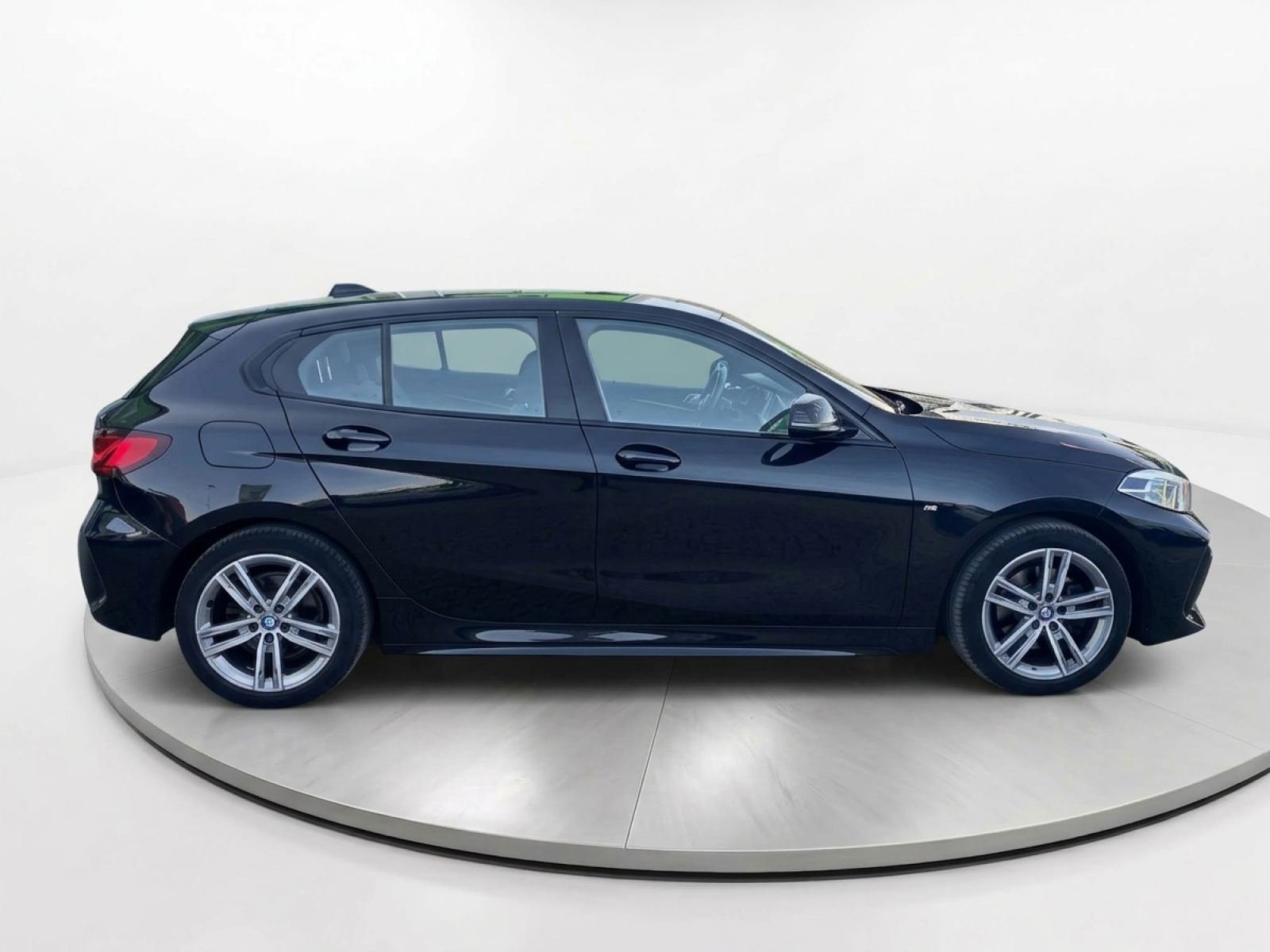 BMW SERIE 1 118d 23