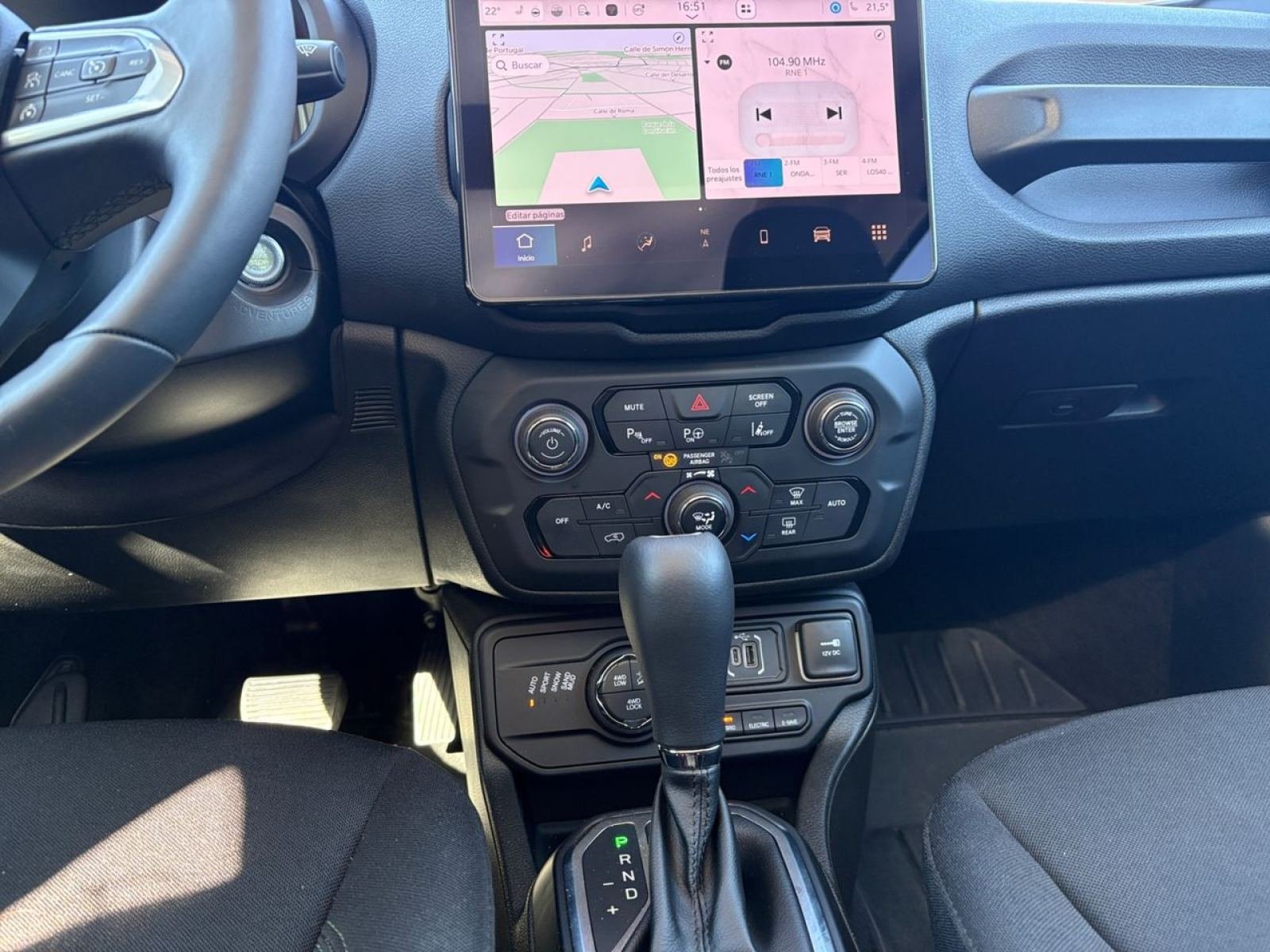 JEEP RENEGADE 4xe North Star 1.3 PHEV 240hp AT EAWD 10 