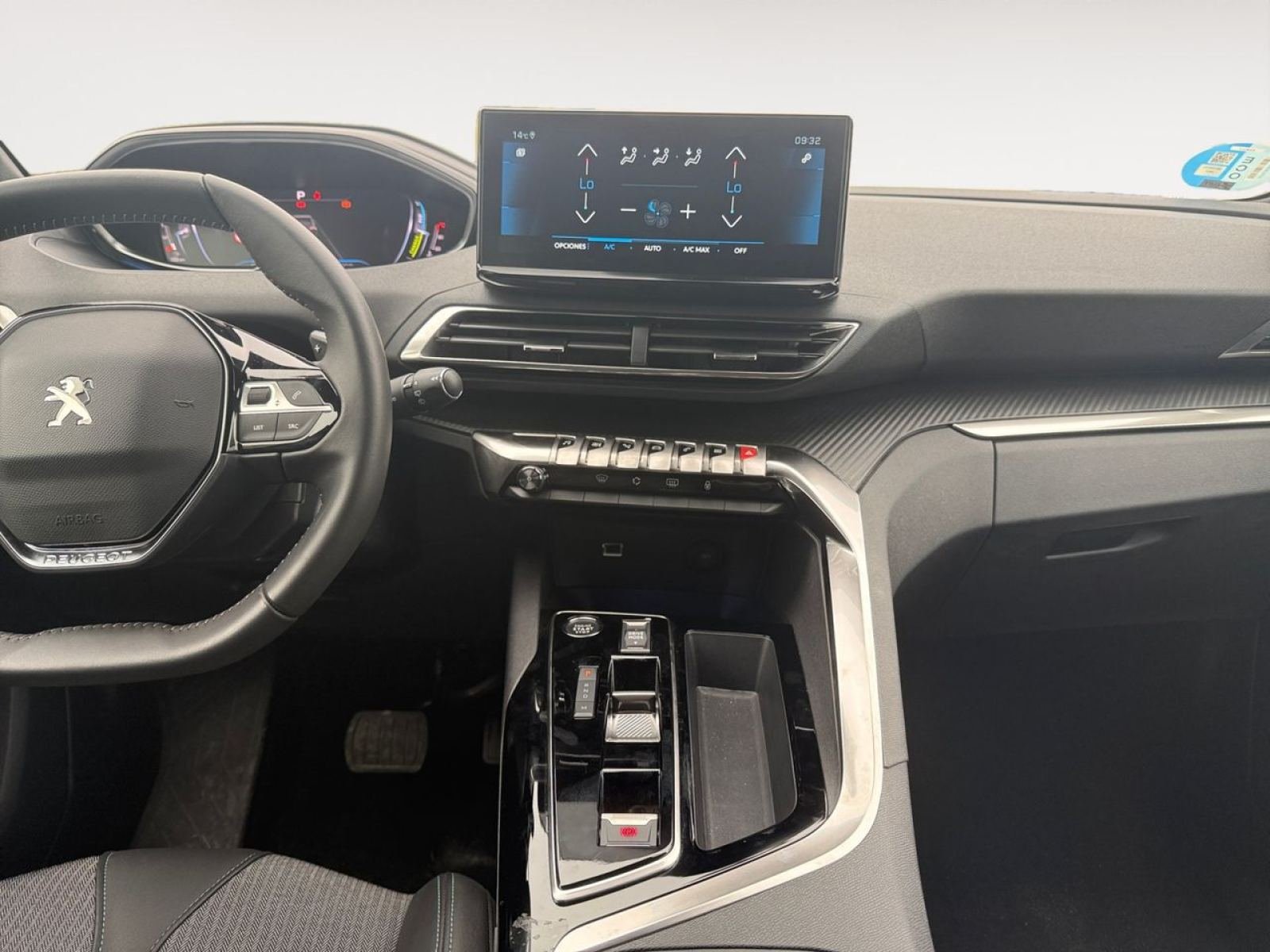 PEUGEOT 5008 1.2 100KW Allure Pack eDCS6 9 